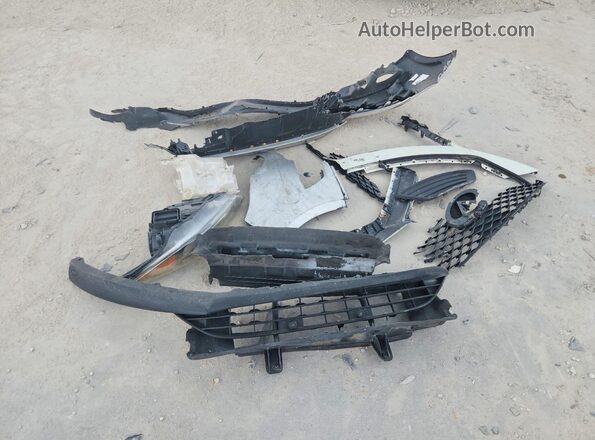 1FADP3K2XJL238974 2018 FORD FOCUS Silver Widok komory silnika