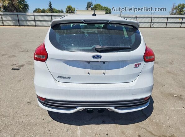 1FADP3L91HL223365 2017 FORD FOCUS White Հետևի տեսք