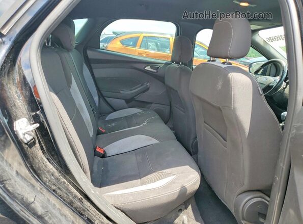 1FADP3L92HL237128 2017 FORD FOCUS Black Vista de los asientos traseros