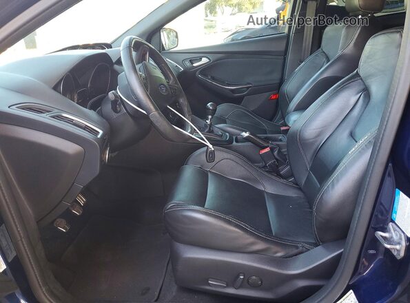 1FADP3L93GL362976 2016 FORD FOCUS Blue Widok wnętrza z przodu