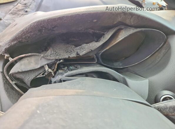 1FADP3L94HL289117 2017 FORD FOCUS Red Սարքավորումների վահանակի տեսք