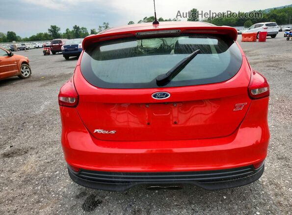 1FADP3L94HL289117 2017 FORD FOCUS Red Հետևի տեսք
