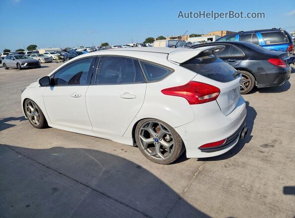 1FADP3L96JL213470 2018 FORD FOCUS Белый Задняя левая четверть