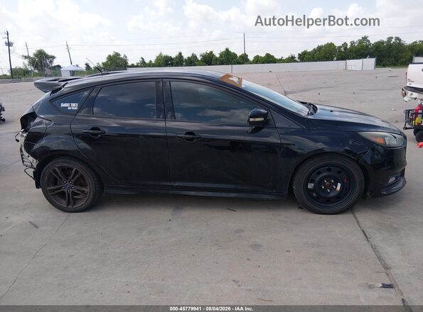 1FADP3L99GL350945 2016 FORD FOCUS Black Rear interior view