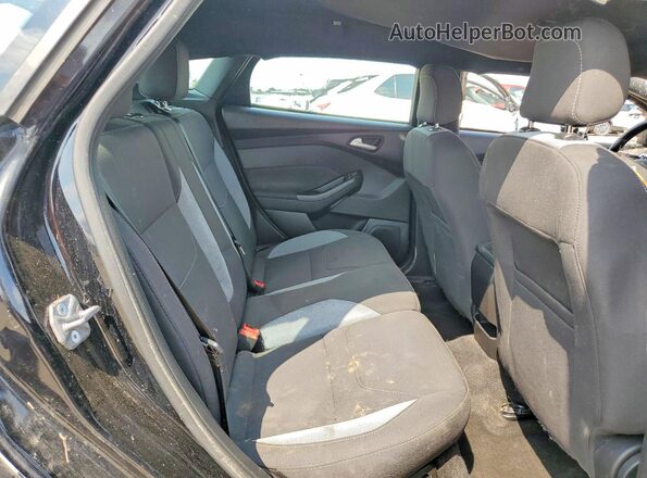 1FADP3L99HL302511 2017 FORD FOCUS Black Rear seats view