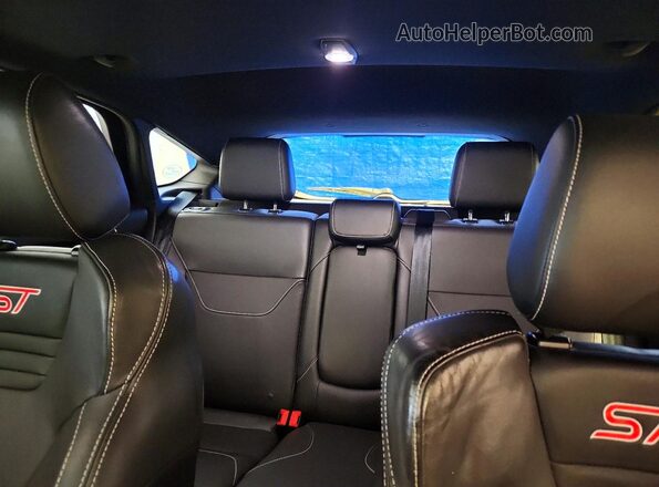 1FADP3L99JL245457 2018 FORD FOCUS Синий Вид задних сидений