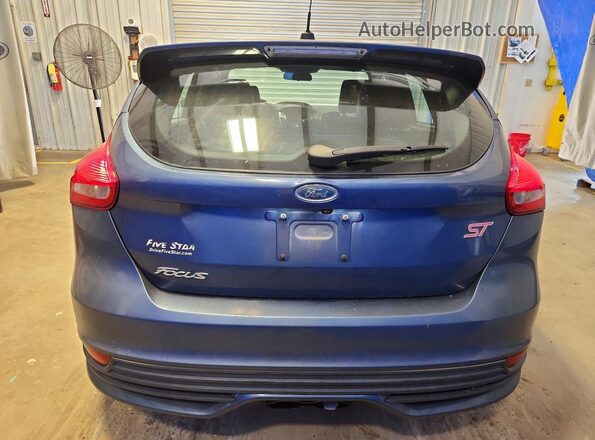 1FADP3L99JL245457 2018 FORD FOCUS Синий Вид сзади