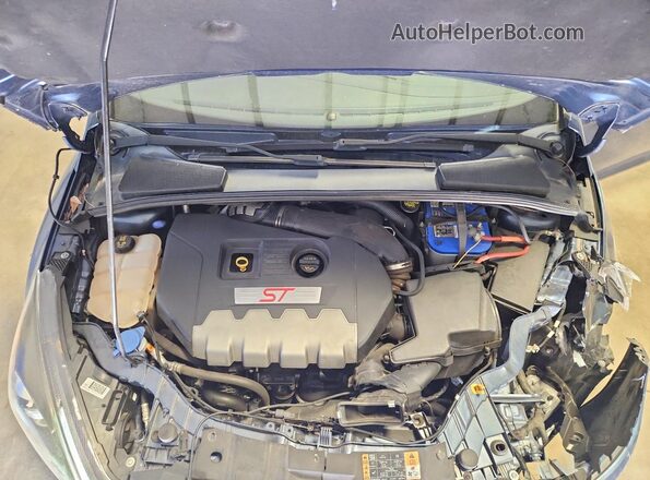 1FADP3L99JL245457 2018 FORD FOCUS Синий Вид подкапотного пространства