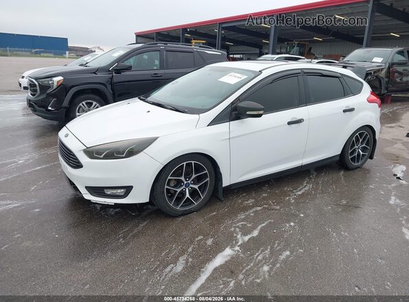 1FADP3M20JL236289 2018 FORD FOCUS Белый Передняя левая четверть