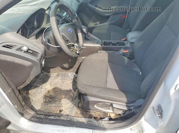 1FADP3M22HL248146 2017 FORD FOCUS White Front interior view