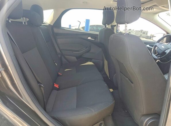 1FADP3M22JL222443 2018 FORD FOCUS Gray უკანა სავარძლების ხედი