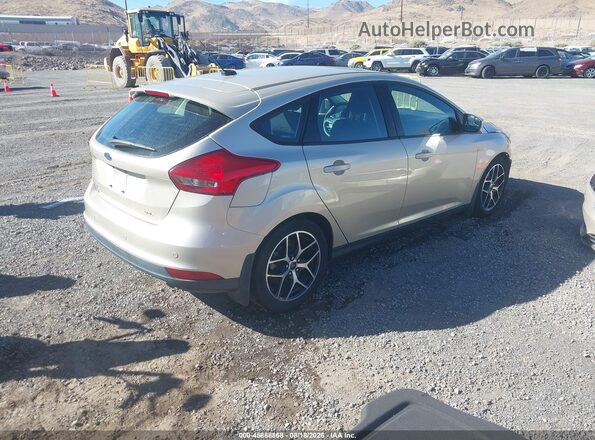 1FADP3M22JL293495 2018 FORD FOCUS Gold Задня права чверть