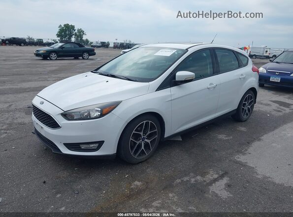 1FADP3M23JL314774 2018 FORD FOCUS White Передня ліва чверть