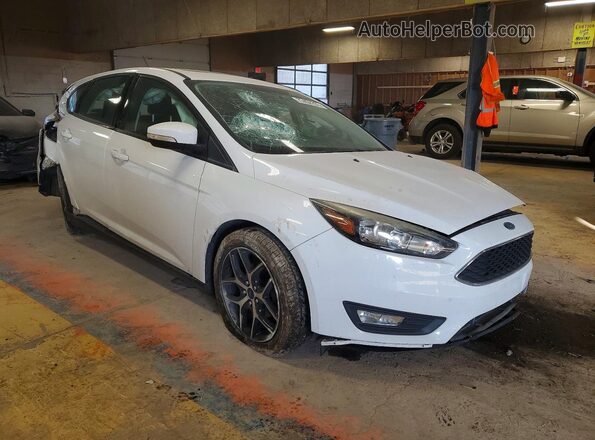 1FADP3M24HL248794 2017 FORD FOCUS White Передня права чверть