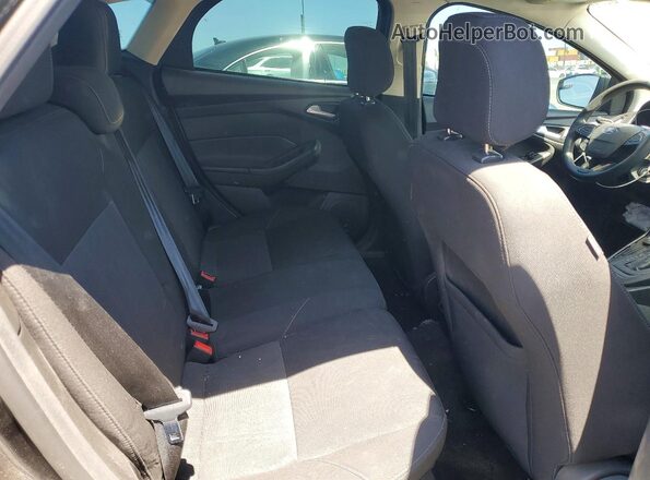 1FADP3M24JL241060 2018 FORD FOCUS Gray Rear seats view
