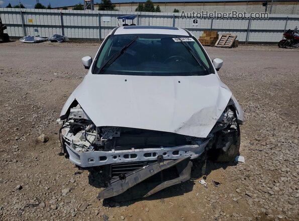 1FADP3M28HL213739 2017 FORD FOCUS White Front view