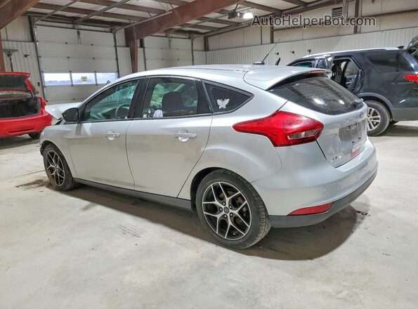 1FADP3M29HL302090 2017 FORD FOCUS Silver Rear left