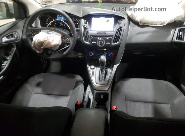 1FADP3M29HL302090 2017 FORD FOCUS Silver Dashboard view