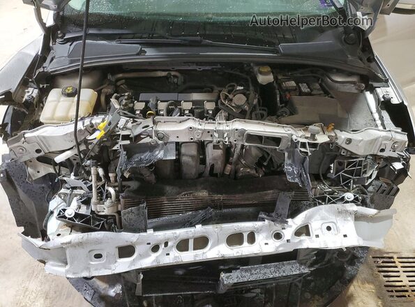 1FADP3M29HL302090 2017 FORD FOCUS Silver Rear interior view