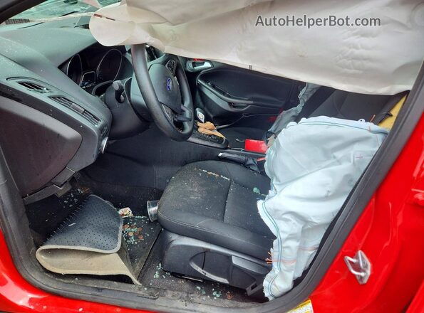 1FADP3M29HL336966 2017 FORD FOCUS Red Front interior view