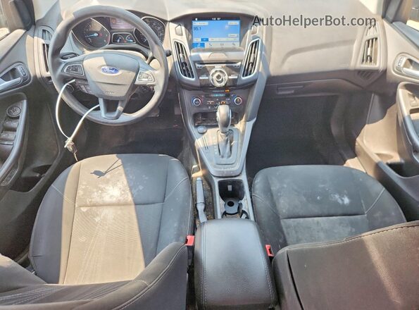 1FADP3M29JL213397 2018 FORD FOCUS Gray Dashboard view