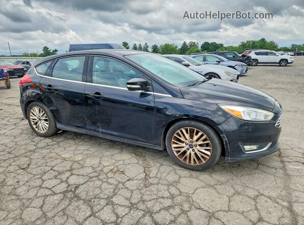 1FADP3N20JL273566 2018 FORD FOCUS Black Przód prawy