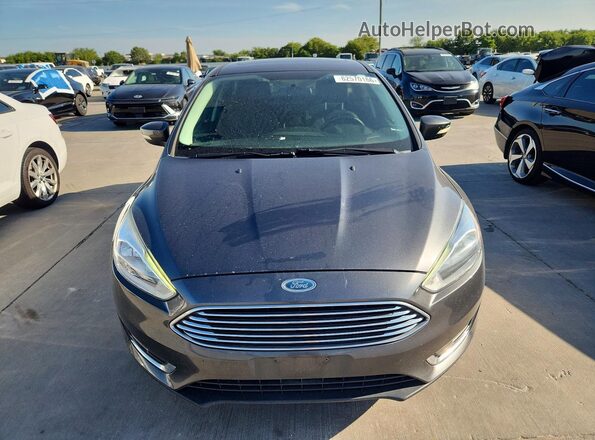 1FADP3N22HL320588 2017 FORD FOCUS Gray Դիմացի տեսք