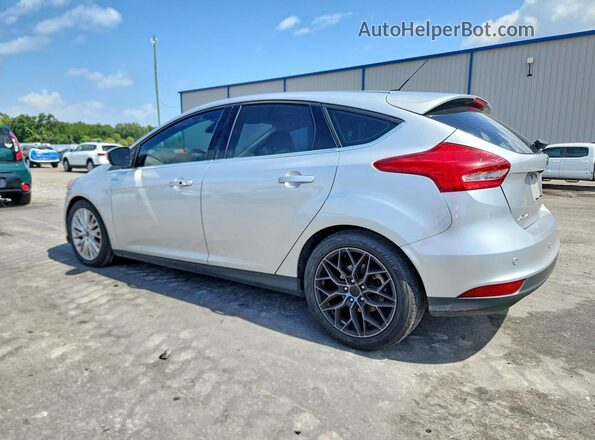 1FADP3N22JL285007 2018 FORD FOCUS Silver Rear left