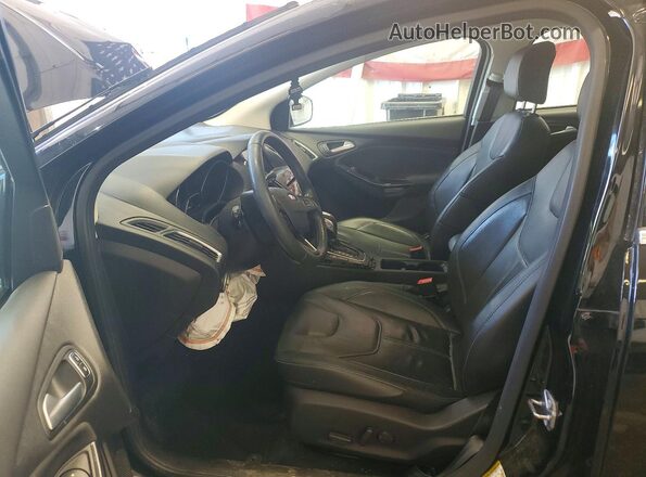 1FADP3N23JL210400 2018 FORD FOCUS Black წინა სალონის ხედი