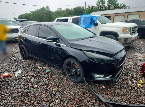 1FADP3N24JL326138 2018 FORD FOCUS Silver Передня права чверть