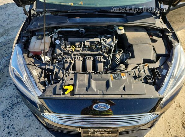 1FADP3N27JL320611 2018 FORD FOCUS Black Vista interior trasera