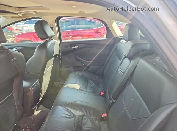 1FADP3N28GL260069 2016 FORD FOCUS Silver უკანა სავარძლების ხედი