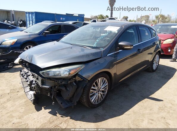 1FADP3N29JL303986 2018 FORD FOCUS Gray Przód lewy