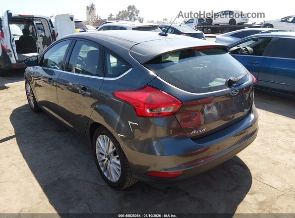 1FADP3N29JL303986 2018 FORD FOCUS Gray Tył lewy
