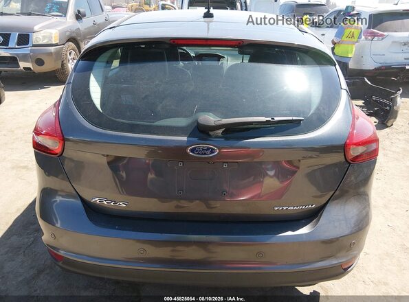1FADP3N29JL303986 2018 FORD FOCUS Gray 