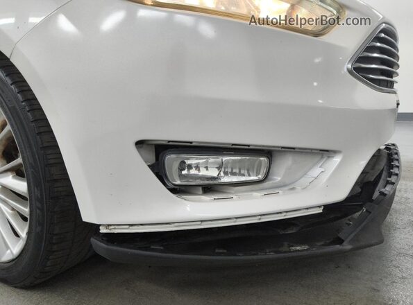 1FADP3N29JL314521 2018 FORD FOCUS White 360 interior view