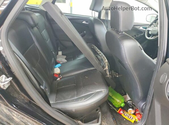 1FADP3N2XHL233800 2017 FORD FOCUS Черный Вид задних сидений