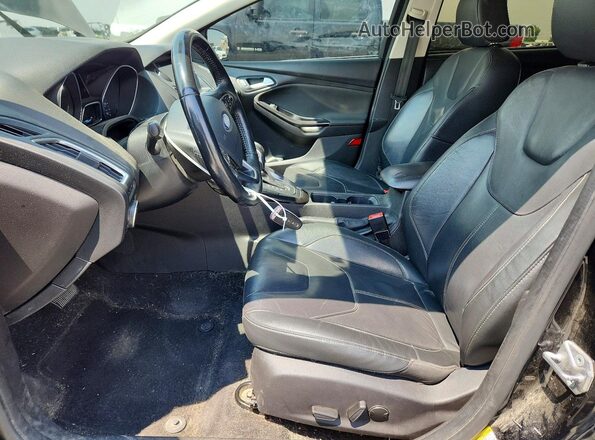1FADP3N2XHL287887 2017 FORD FOCUS Black Widok wnętrza z przodu
