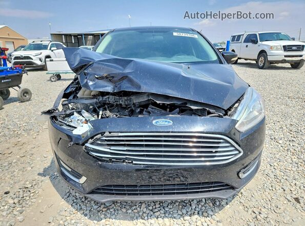 1FADP3N2XHL287887 2017 FORD FOCUS Black Widok z przodu