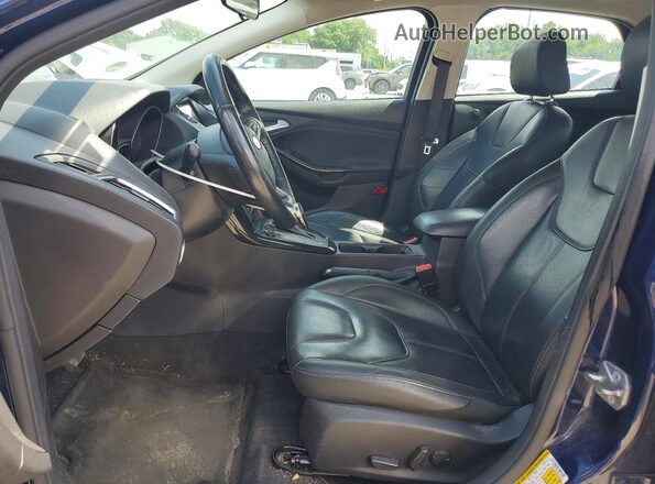 1FADP3N2XHL330270 2017 FORD FOCUS Blue Front interior view