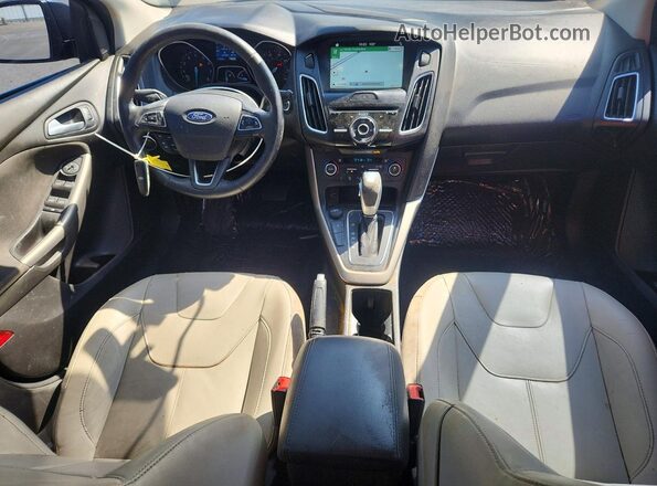 1FADP3N2XJL249744 2018 FORD FOCUS Charcoal Dashboard view