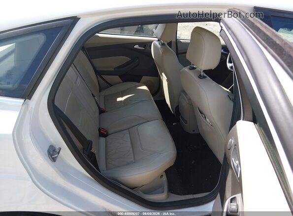 1FADP3R44GL362318 2016 FORD FOCUS ELECTRIC White VIN կոդի պիտակի տեսք