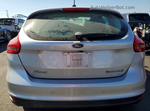 1FADP3R45GL380018 2016 FORD FOCUS Silver Հետևի տեսք