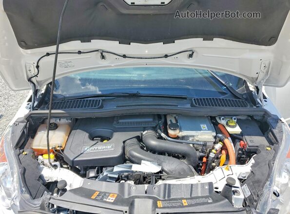 1FADP5BU2GL107785 2016 FORD C-MAX White Vista del compartimento del motor