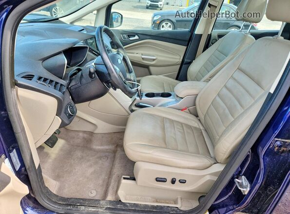 1FADP5BU4GL104001 2016 FORD C-MAX Синий Вид салона спереди