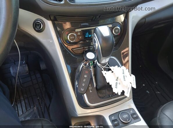 1FADP5CUXGL105958 2016 FORD C-MAX ENERGI Black Widok deski rozdzielczej