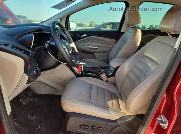 1FADP5DU2HL115190 2017 FORD C-MAX Red Вид салону спереду