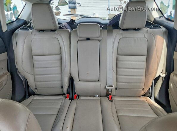 1FADP5DU8JL105849 2018 FORD C-MAX White Rear seats view