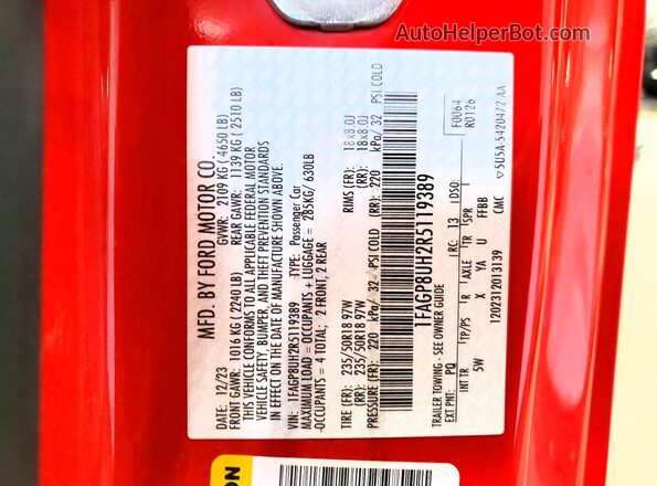 1FAGP8UH2R5119389 2024 FORD MUSTANG Red Vista del compartimento del motor