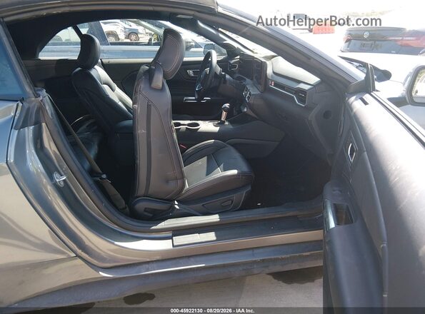 1FAGP8UH2T5117889 2026 FORD MUSTANG Gray Widok wnętrza z przodu